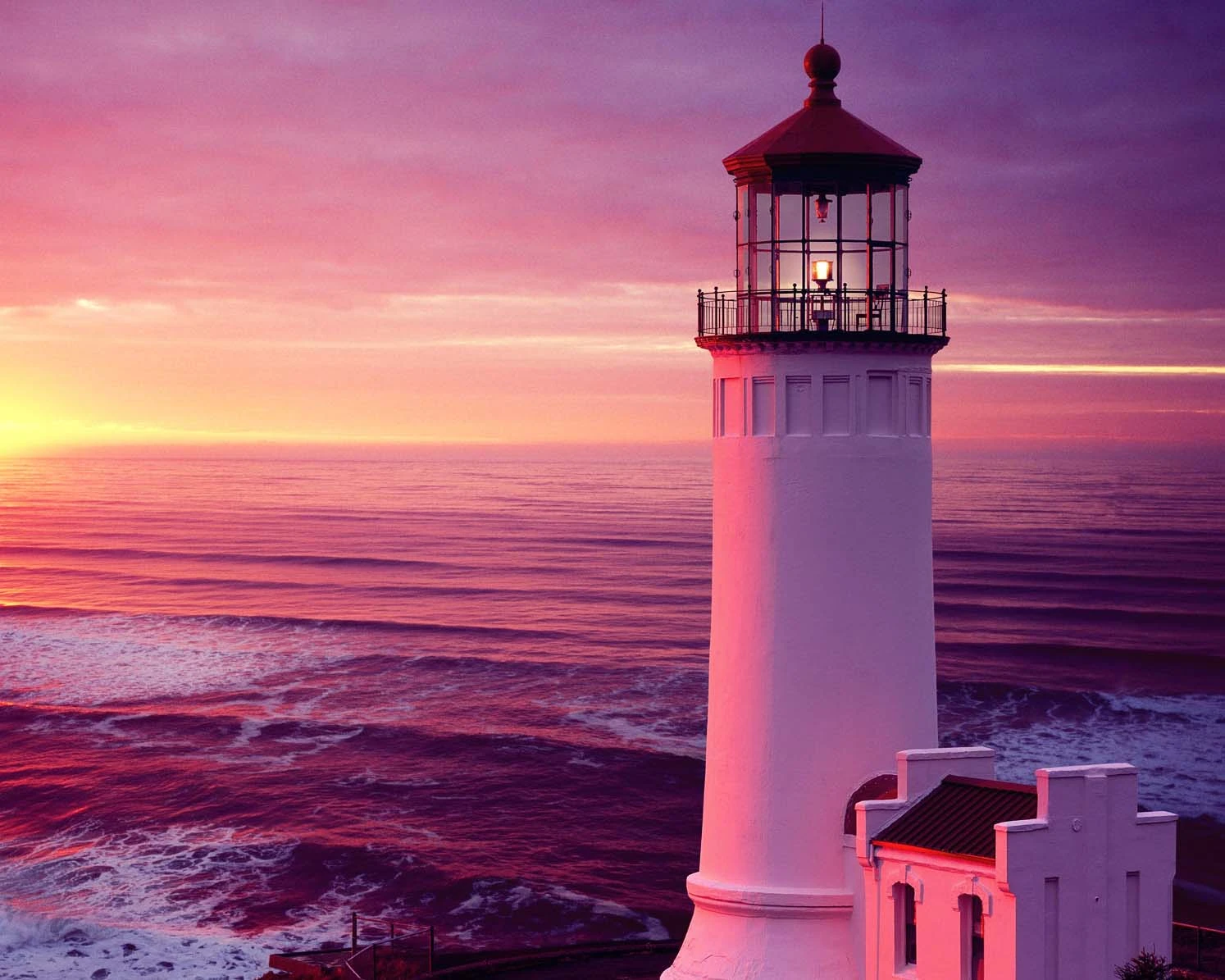 North Head Lighthouse, Cape Disappointment State Park, Washington, USA